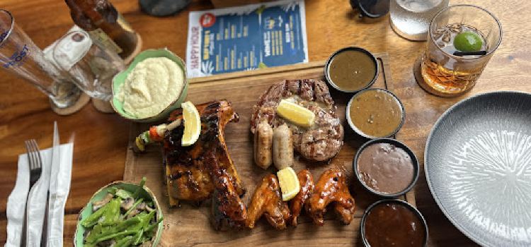Romeos Bar & Grillery