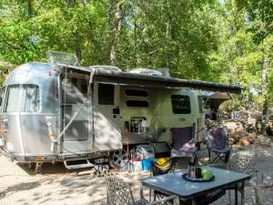 Camping Naturiste La Tuquette