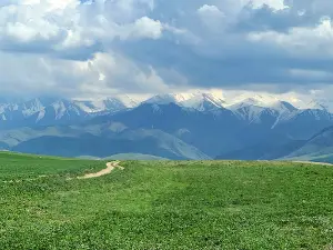 Flag of Kyrgyzstan at Boz-Boltok Mount