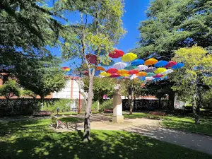 Parque Enrique Gil Y Carrasco