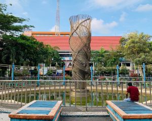 香港-巴釐巴板 機票酒店 自由行