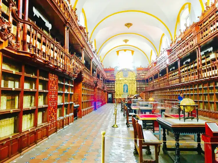 Hotels near Biblioteca Palafoxiana