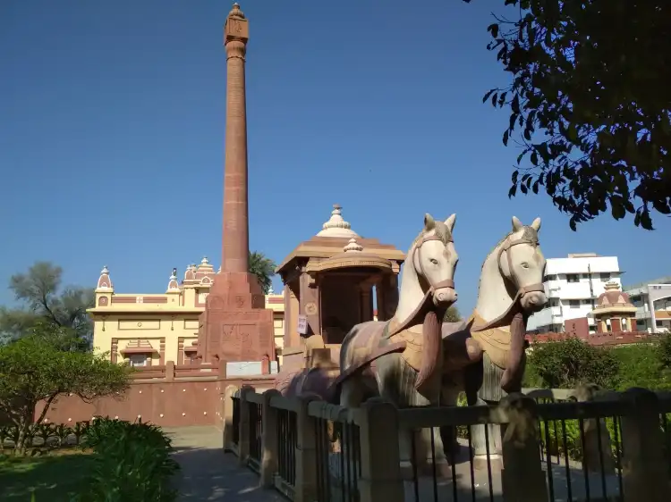 Hotels near Gita Mandir Temple
