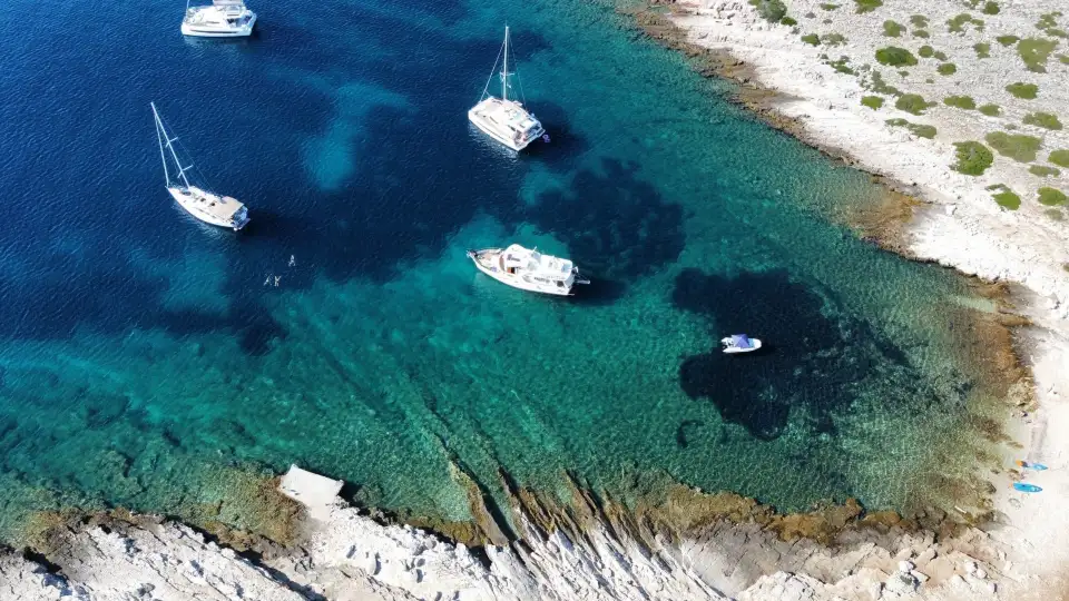 4_Silver Sail