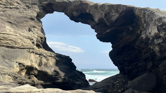 Umanose Cave Mouth