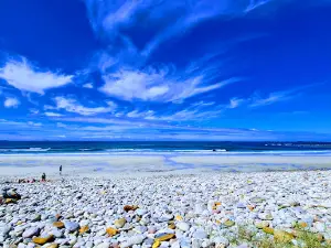 Elly Bay Beach
