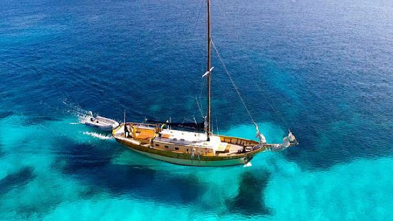 Zefiro Experience Tour in Catamarano - Sardegna