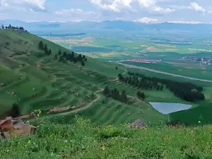 KIRAMES ( Kıra Dağı Mesire Alanı )