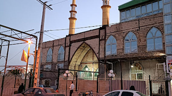 Chahardah Masoum Mosque
