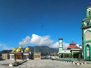 Masjid Agung Al-Muttaqin