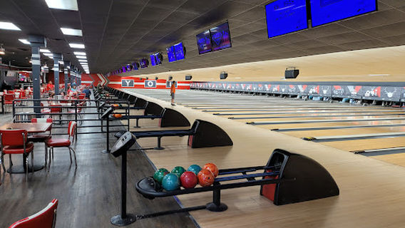 AMF Hilltop Lanes