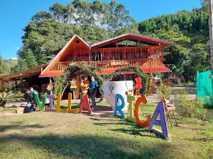 Aneczú :Centro Ecoturístico del Café