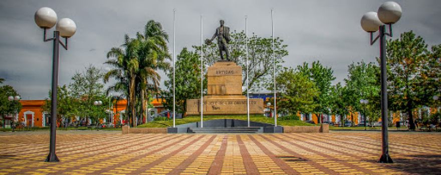 Plaza Artigas Mercedes