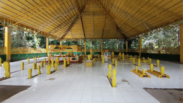 Makam Raja Tanjungpura