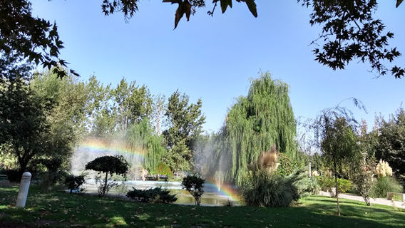 Khanevadeh Park