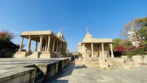 Satbis deori jain temple