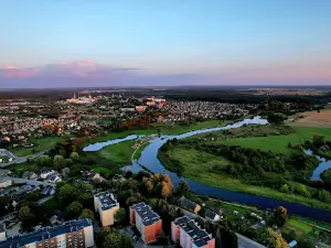 Kuršėnų Lauryno Ivinskio aikštė