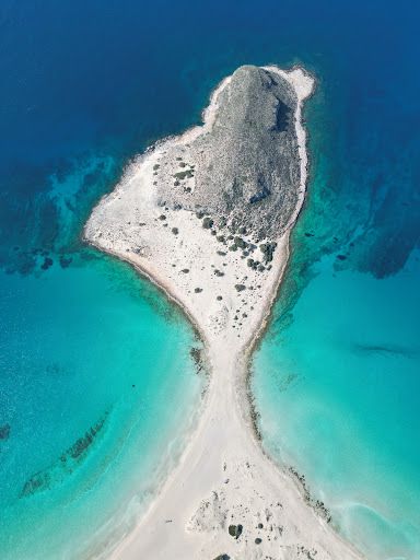 Kato Nisi Beach