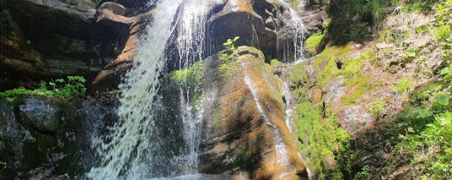 Oreshe Waterfall