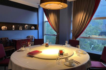 Bing Sheng PinWei (ZhuJiangXinCheng Flagship Store)