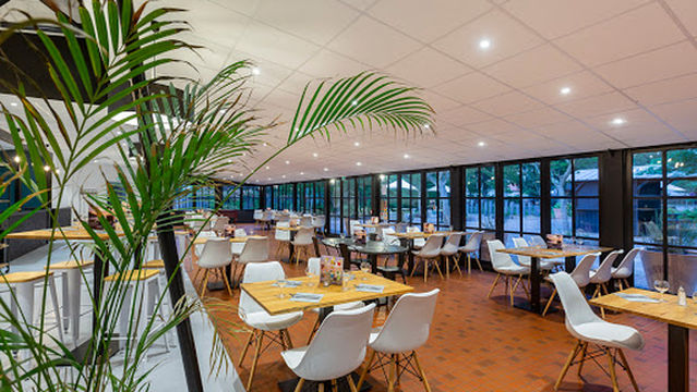 Camping Sandaya Le Col Vert - 4-star Campsite