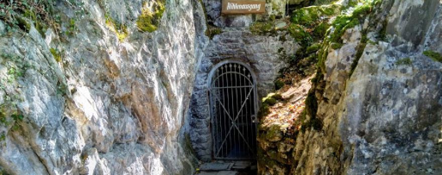 Bilsteintal: Tropfsteinhöhle und Wildpark in Warstein