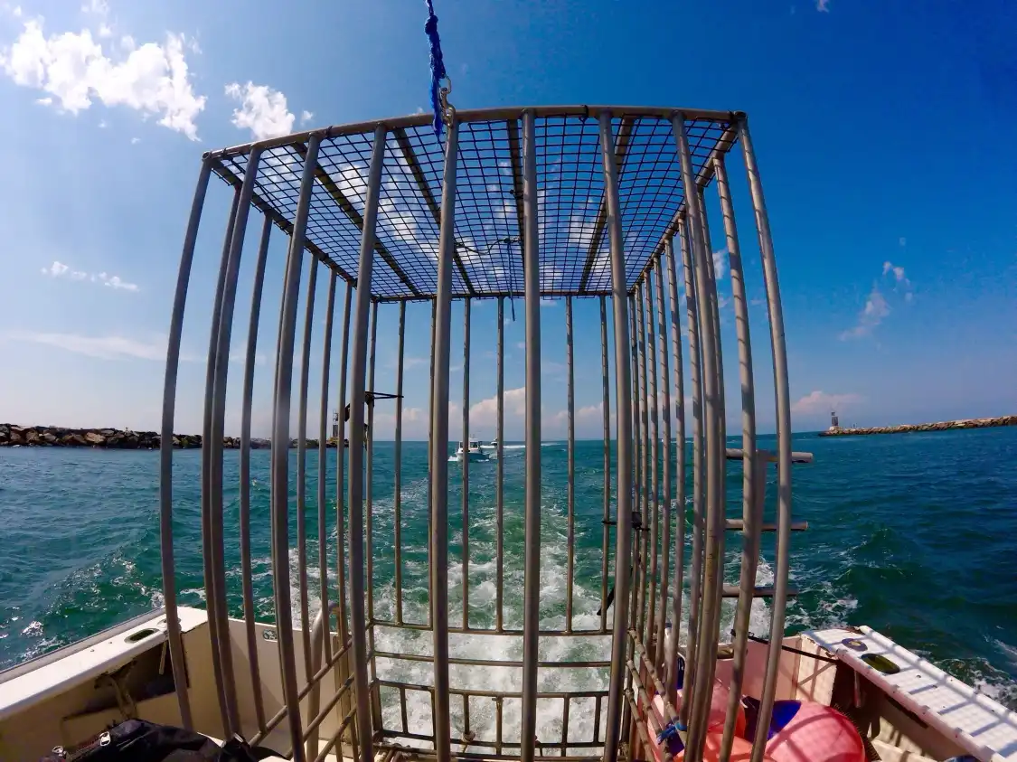 Các khách sạn gần Gin Beach