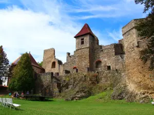 Klenová - castle, chateau, gallery