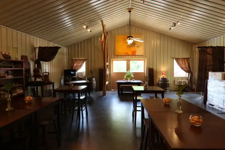 Hotels in Saltcreek Township