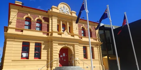 德文波特地方美術館