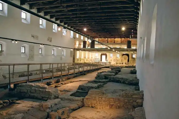 Hotels near Museo Nazionale Paleocristiano