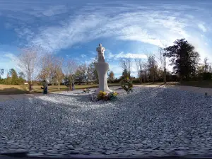 Grave of Gentleman Jim Reeves
