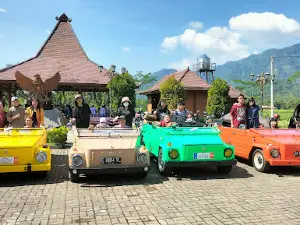 Lapangan Tuk Songo