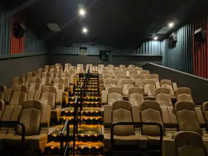 Cinema Planet 10
