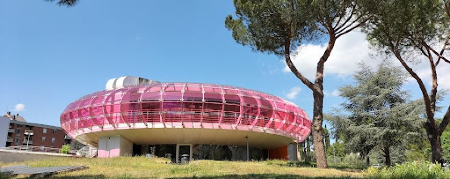 Sandro Penna Municipal Library