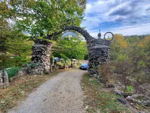 Larry Baggett's Trail of Tears Memorial