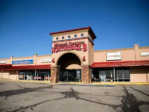 Mitchell Theatres Northridge 8