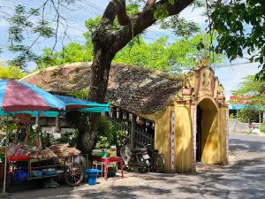 Cầu ngói chùa Lương