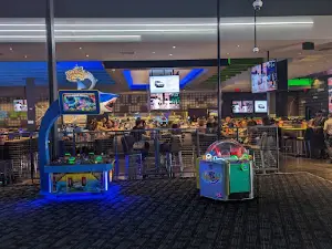 Dave & Buster's
