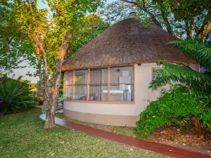 Kiaat Bungalows & Caravan Park