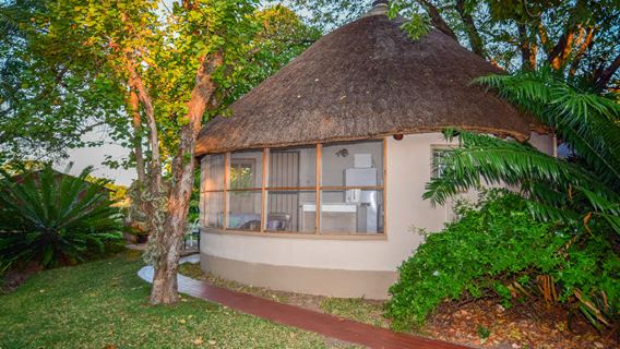 Kiaat Bungalows & Caravan Park