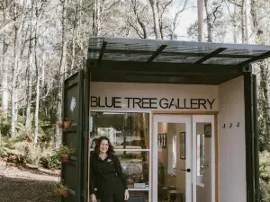 Blue Tree Gallery