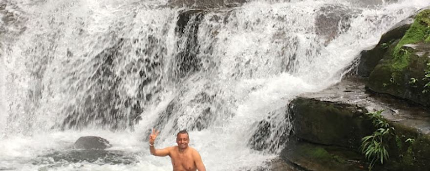 Cascada Sal De Frutas