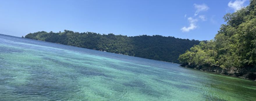 Lovers' Bay (Pink Sand Beach)