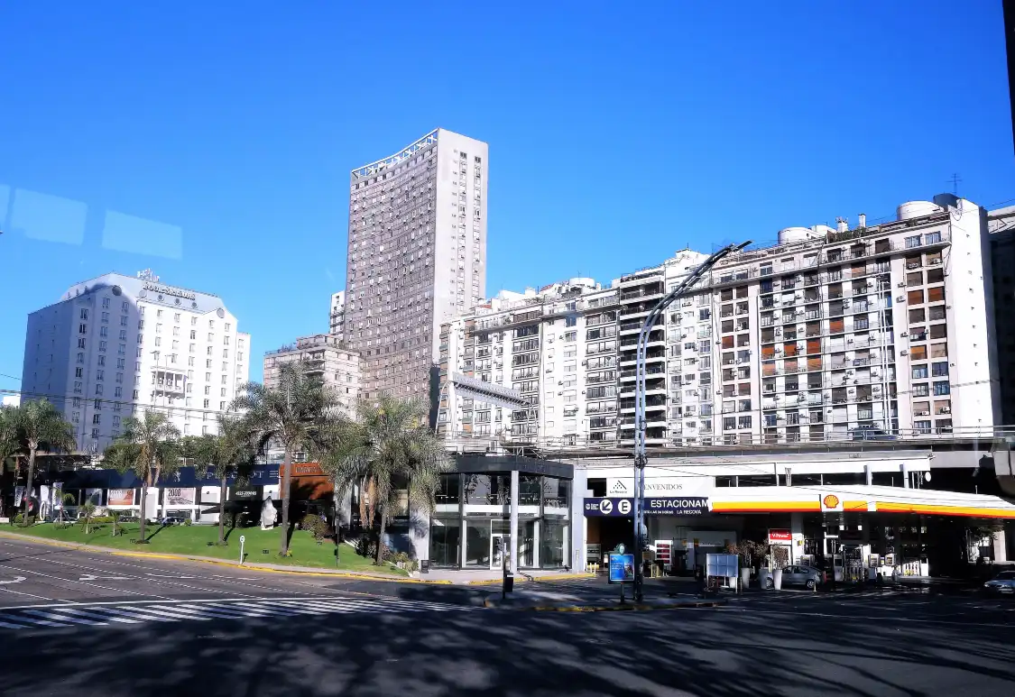 Hotel dekat Retiro