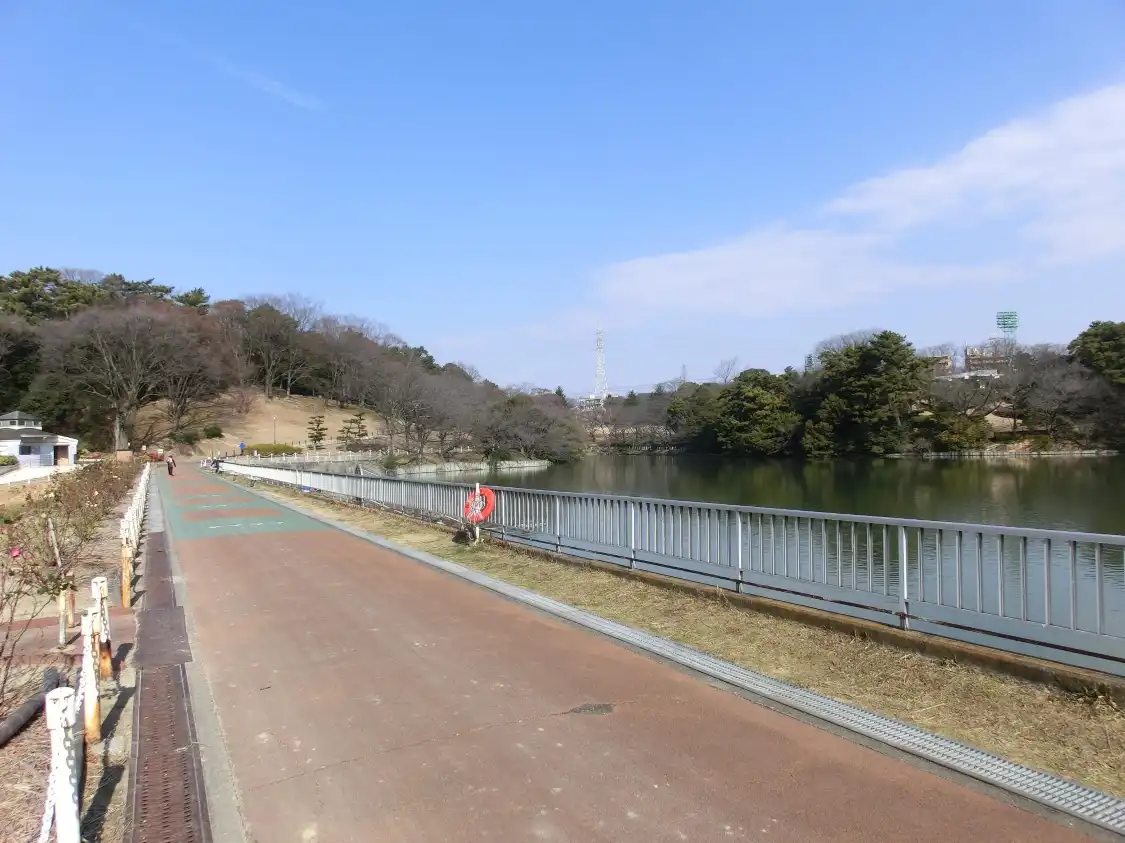 Hotels near Oike Park