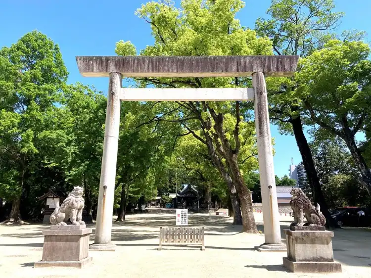 Hotels near Koromo Shrine