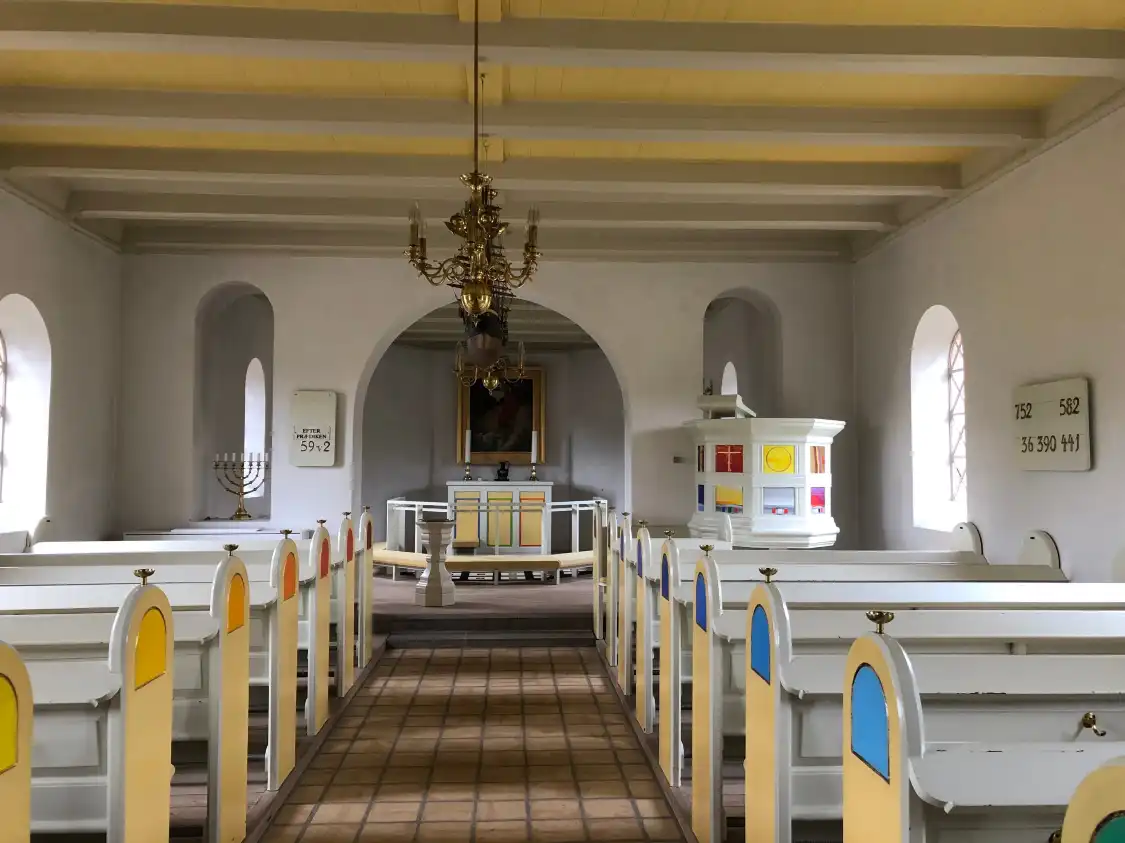 Отели рядом с достопримечательностью «Hulsig Kirke»