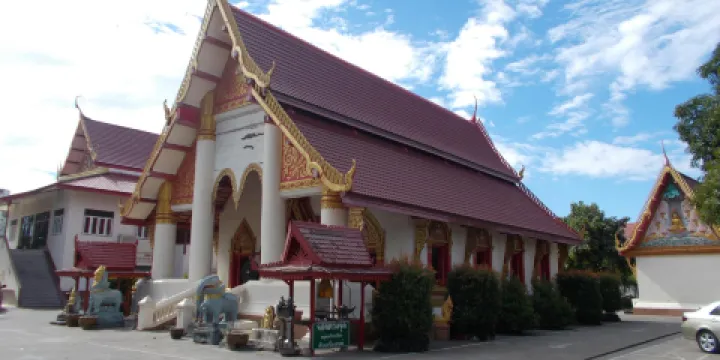 Wat Si Mongkhon Tai