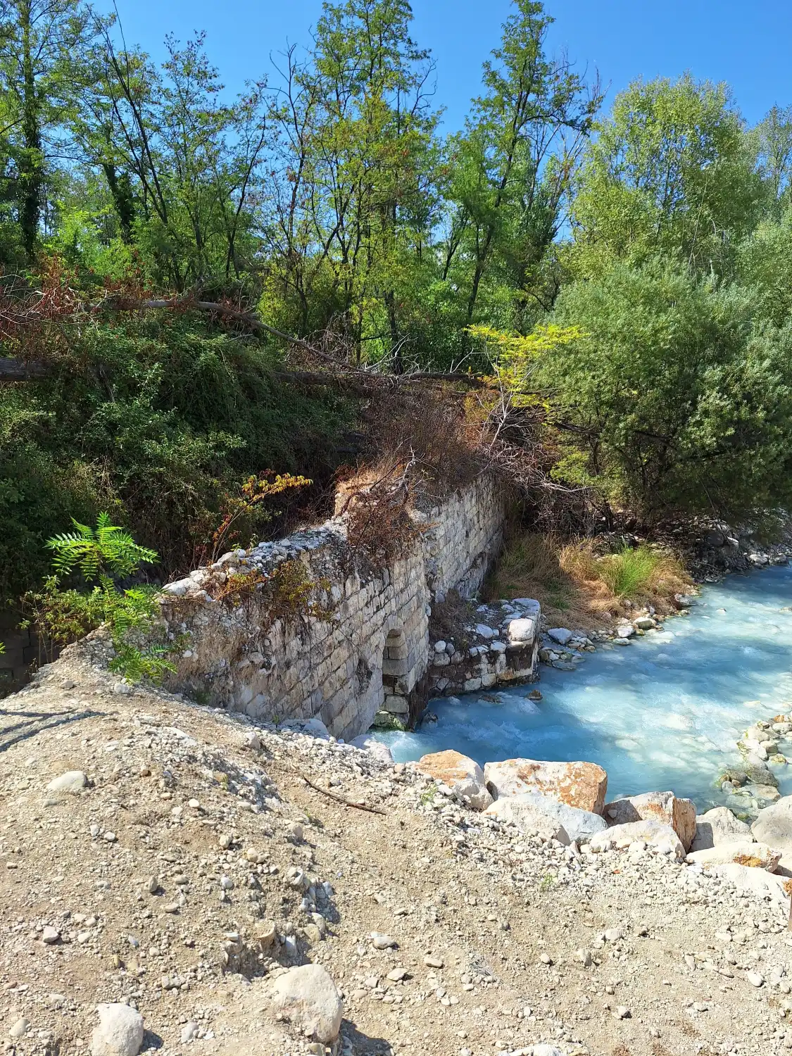 Hotels near Parco del Lavino